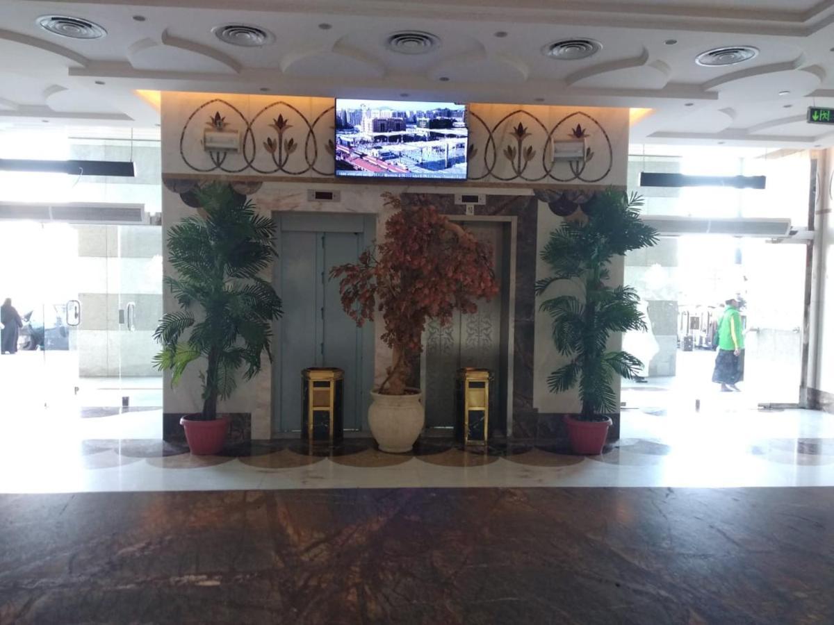 Gulnar Taiba Hotel Медина Екстериор снимка