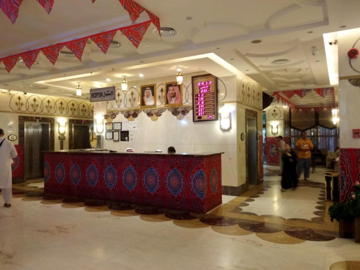 Gulnar Taiba Hotel Медина Екстериор снимка
